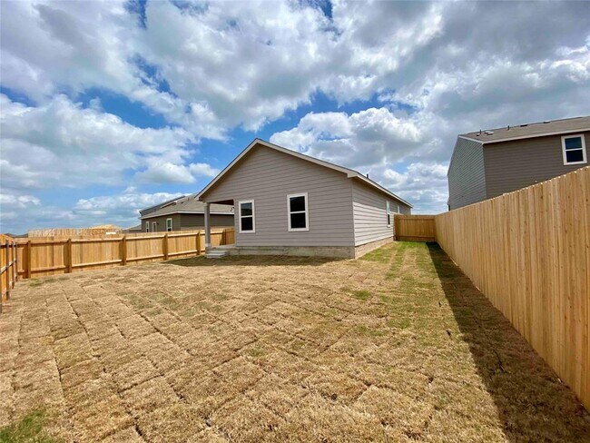 Building Photo - 360 Bell Rings Dr