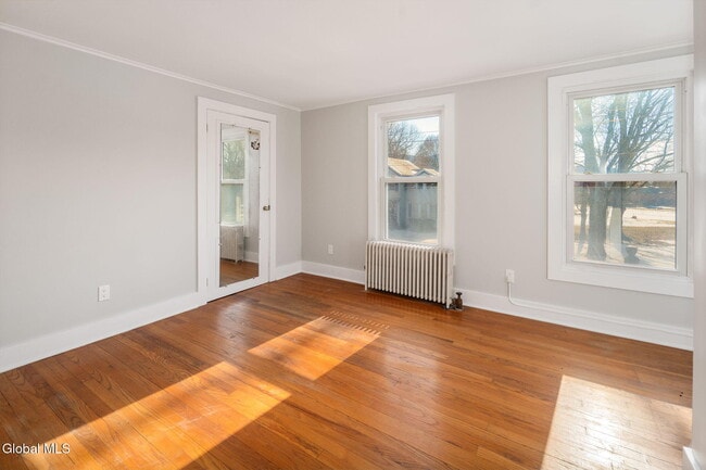 Building Photo - 232 Main St