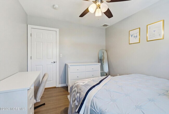 Building Photo - 280 Oakley Ave