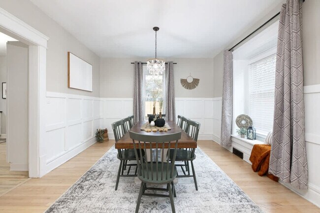 Building Photo - 713 Crosby St