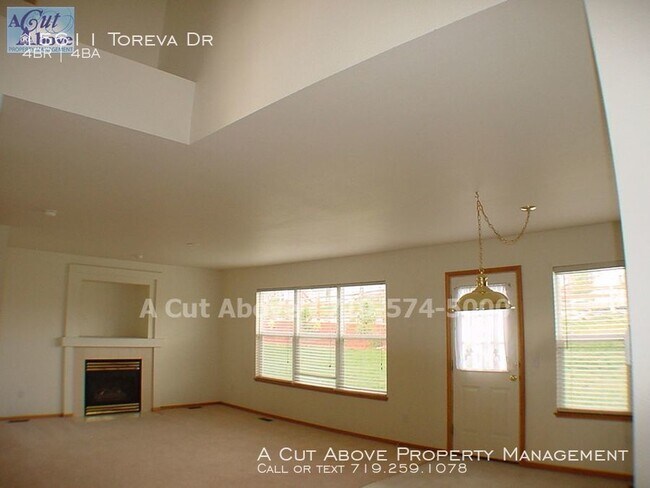 Building Photo - 4 Bedroom House in Monument
