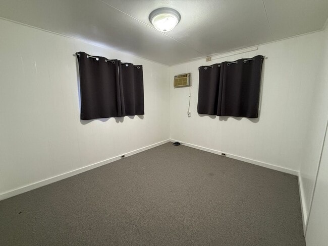 Building Photo - Aiea 3-bedroom 2 bath with 1 assigned parking