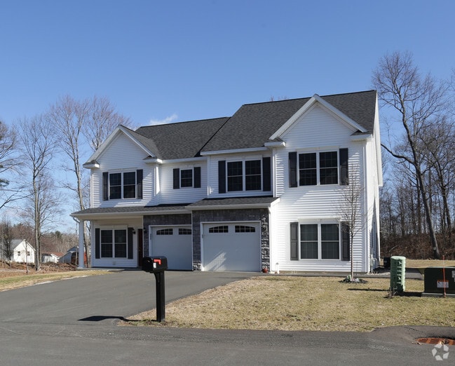 Trinity Manor Luxury Townhomes 20 Reutter Dr Selkirk NY 12158