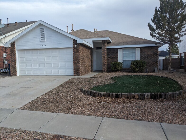 Building Photo - 8319 Gardenbrook Pl NW