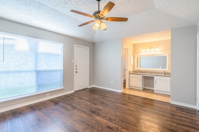 Building Photo - 17319 Gaucho Dr