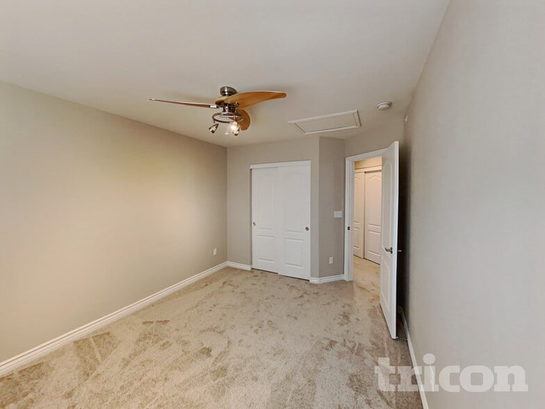 Building Photo - 437 Orchid Oasis Ave