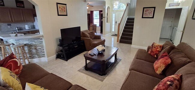 Building Photo - 500 Orista Dr