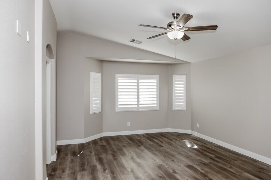 Building Photo - 5085 Wild Creek Falls Way