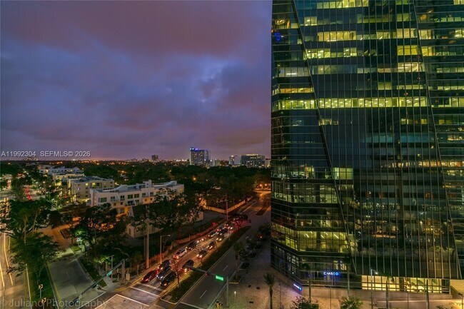 Building Photo - 1451 Brickell Ave