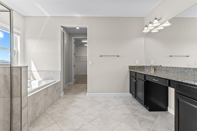 Building Photo - 11715 Navajo Sandstone St