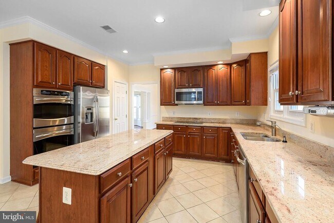 Building Photo - 4481 Shady Point Pl
