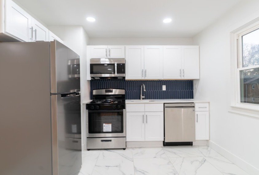 Building Photo - 500 Adams Ln