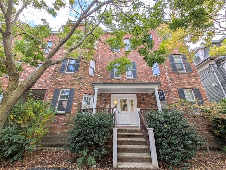 Building Photo - 454 Green St