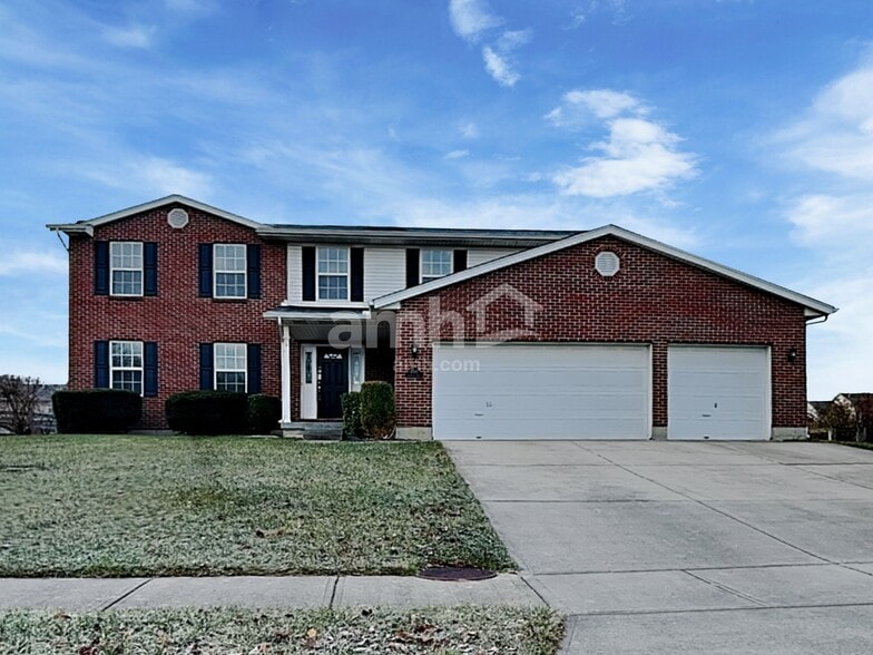 Primary Photo - 6088 Lakewood Dr