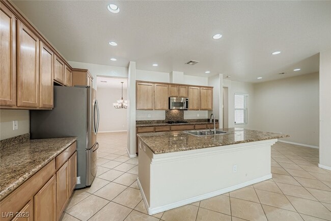 Building Photo - 8229 Oakshire St