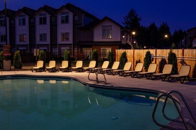 Building Photo - Beautiful 2 bedroom 2 bath/ move in today pay no rent till 1/1/26!