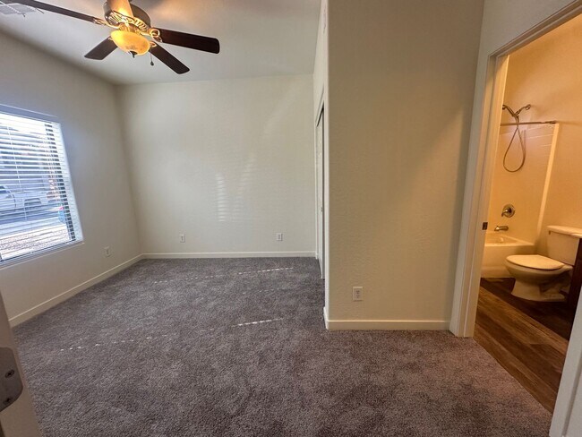 Building Photo - JACOBS RANCH IN AJ