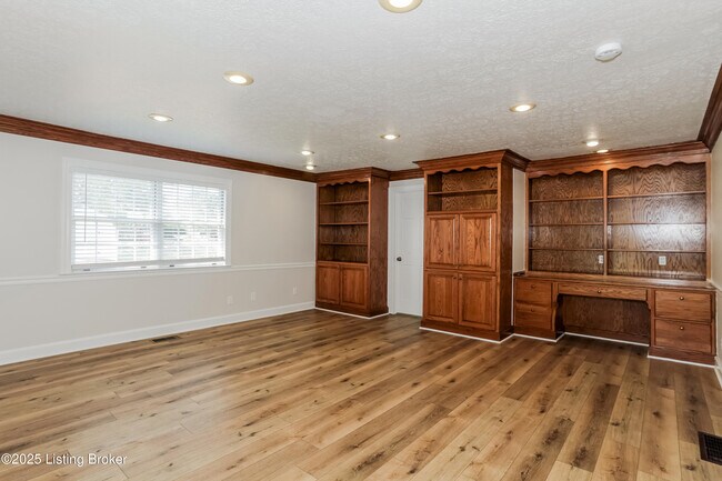 Building Photo - 1628 Greenland Park Cir