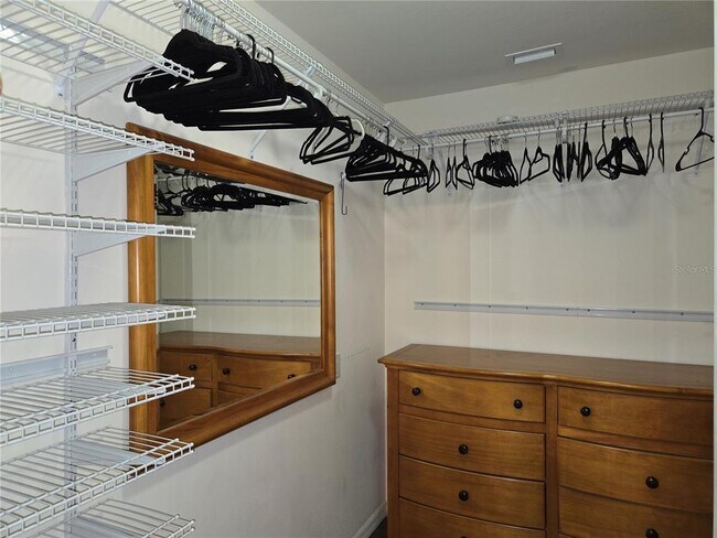 Building Photo - 7436 Mikasa Dr