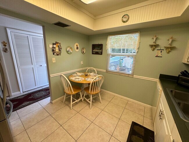 Building Photo - 600 Royal Palm Blvd