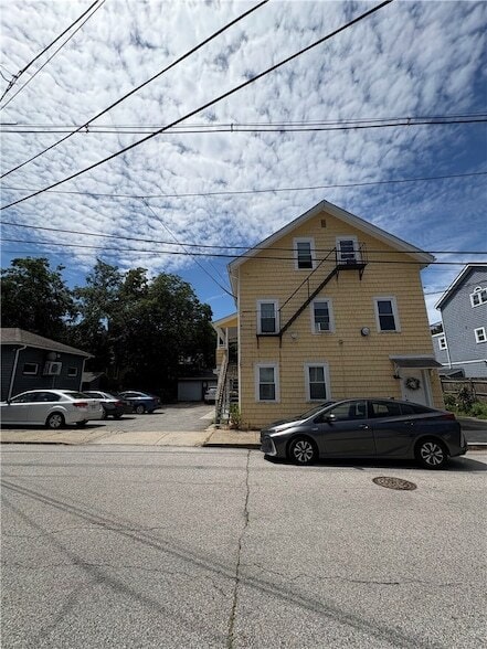 Building Photo - 91 Duke St