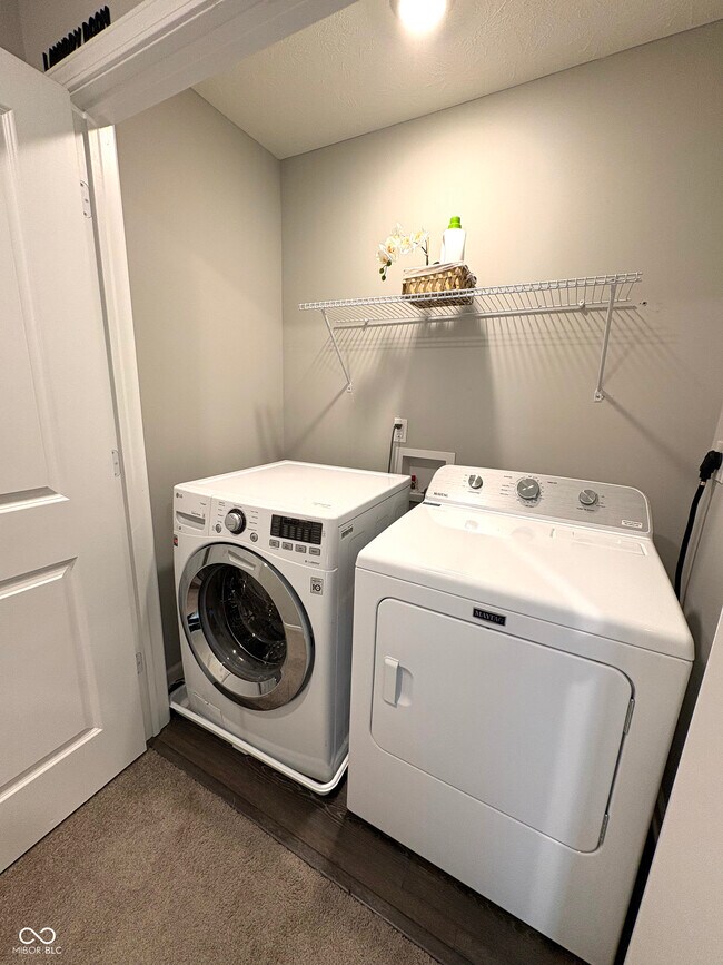 Building Photo - 6388 Yuma Ct