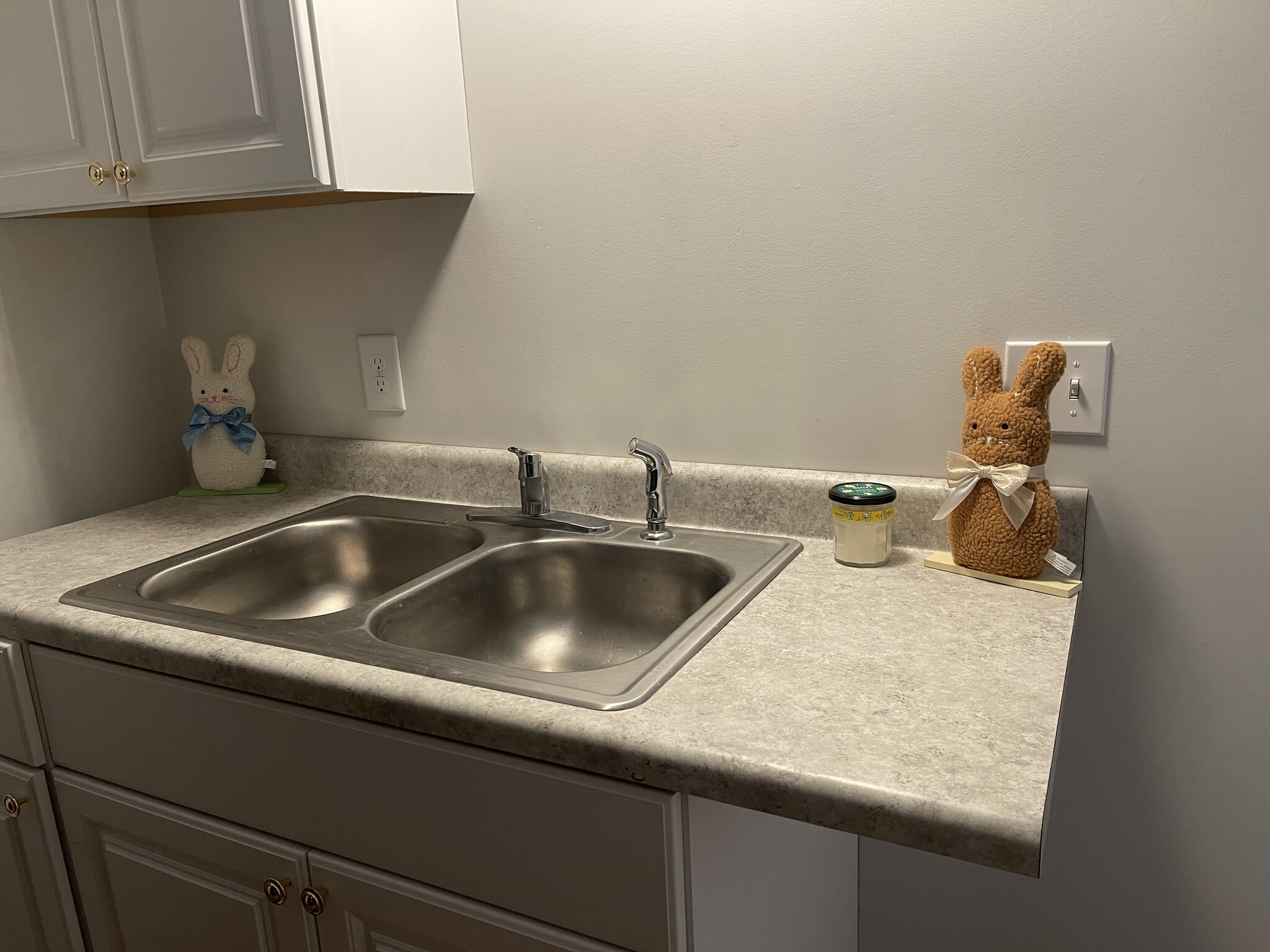 Kitchen - 2314 S Seeley Ave