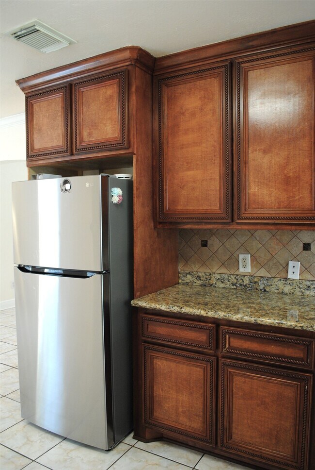 Building Photo - 3910 Starbridge Pointe Ln