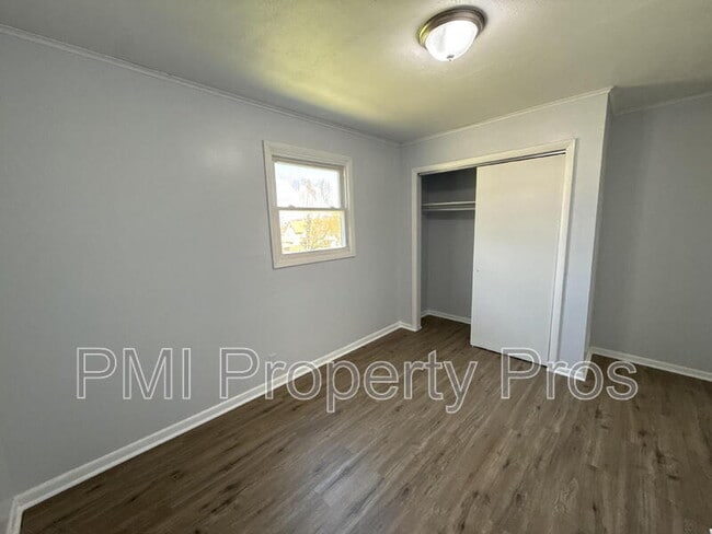 Building Photo - 2716 N Buffum St
