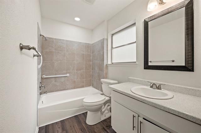 Building Photo - 315 Linkview Dr