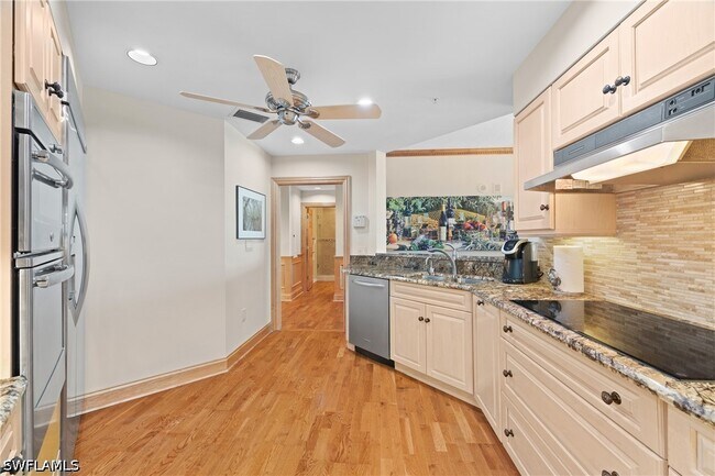 Building Photo - 60 Seagate Dr