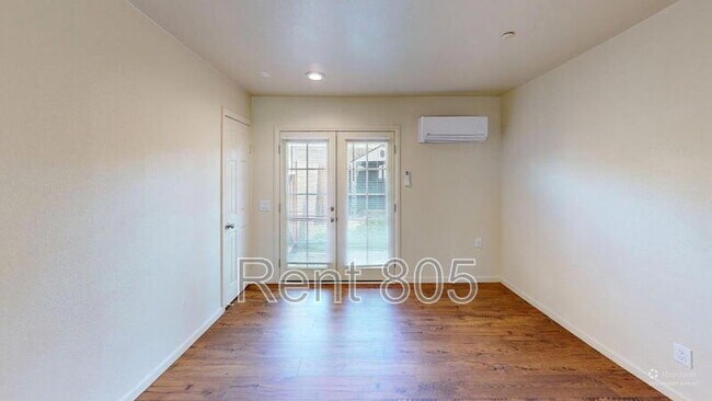 Building Photo - 622 S Seaward Ave