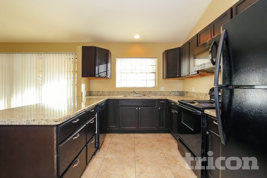 Building Photo - 4157 W Michigan Ave