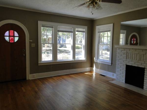 Building Photo - 3430 N Cypress St