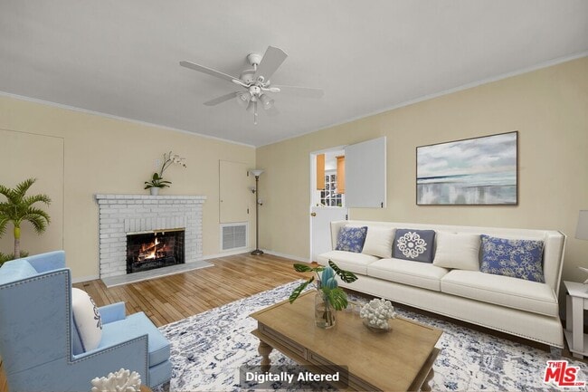 Building Photo - 125 S Saltair Ave