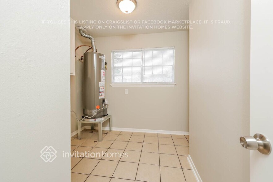 Building Photo - 24202 Spring Mill Ln