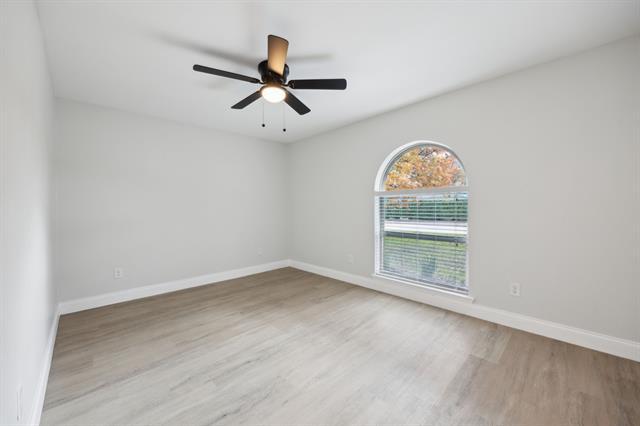 Building Photo - 3413 Parkhaven Dr