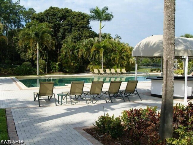 Building Photo - 1645 Spoonbill Ln