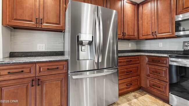 Building Photo - 1207 Buena Vista Blvd