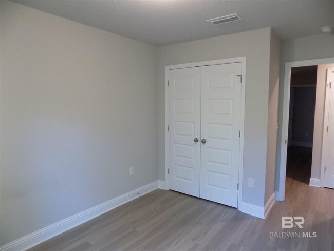Building Photo - 6723 Spaniel Dr