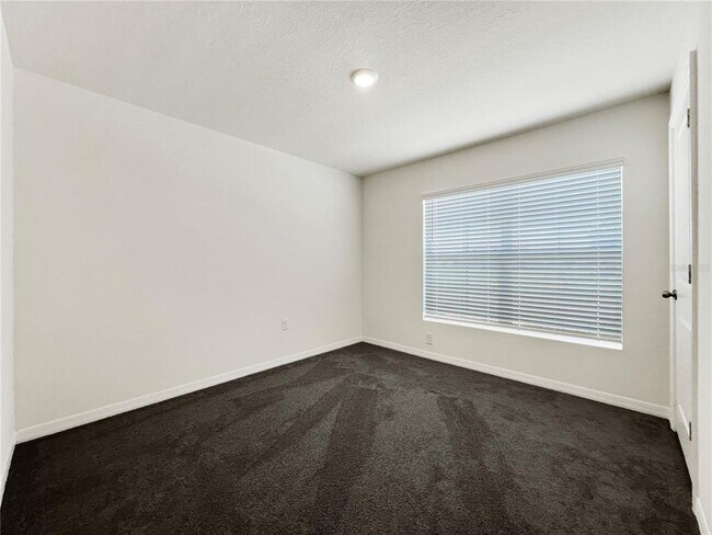 Building Photo - 822 Will Scarlett Ave