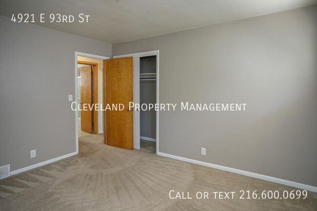 Building Photo - 4921 E 93rd St