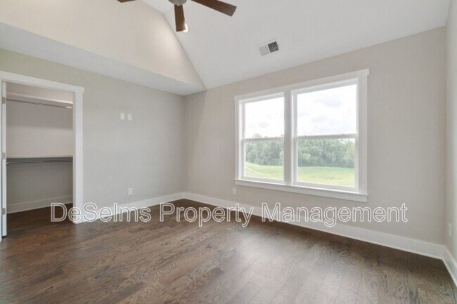 Building Photo - 759 Mill Creek Meadow Dr