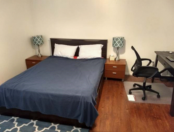 Building Photo - 1385 W University Ave