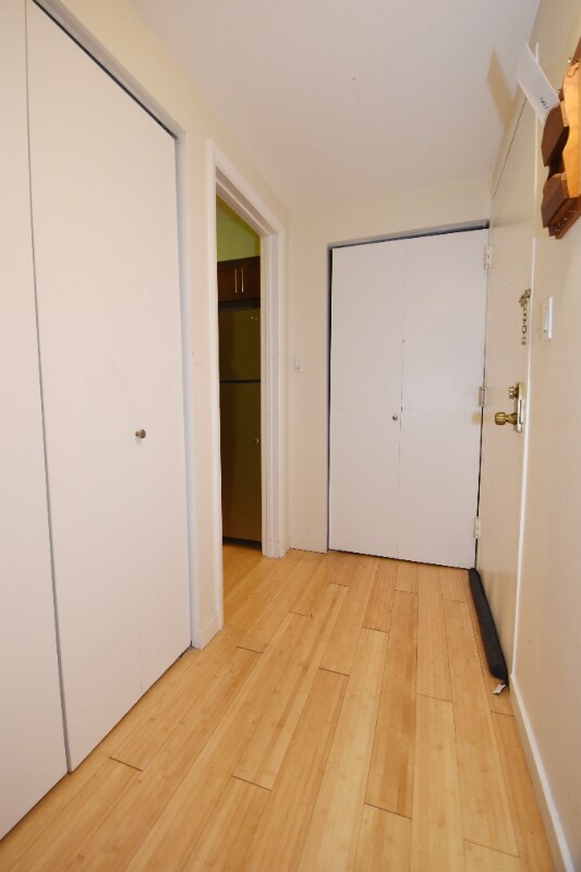 Building Photo - 5 Bayard Rd