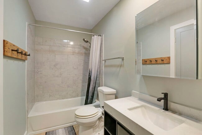 Building Photo - 4506 Harbor Cir