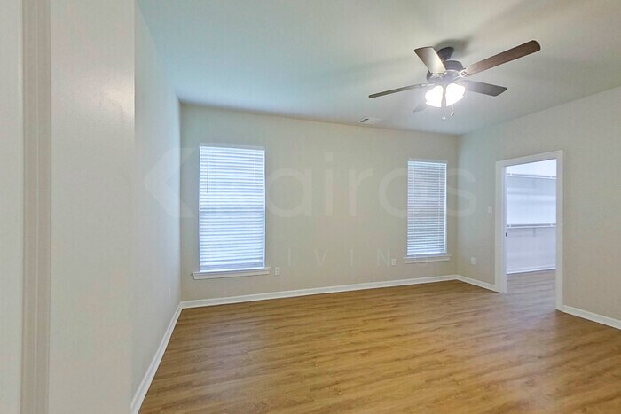 Building Photo - 129 Haygood Pt