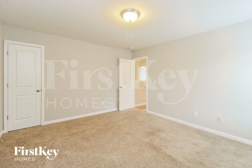 Building Photo - 1635 Haddington Point Dr