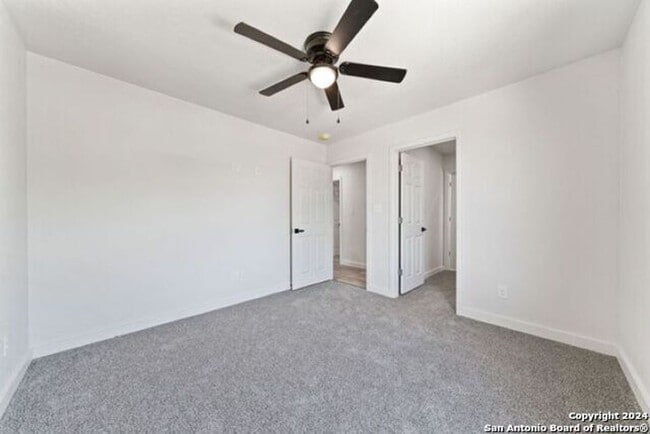 Building Photo - 227 S Grimes St