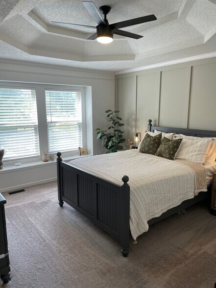 Primary Bedroom - 8625 NE 112th St